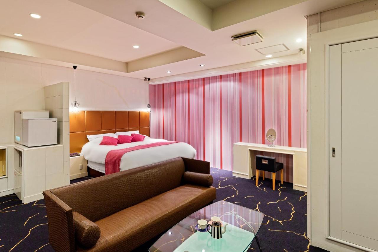 Hotel Love Jewel Kitakjúšú Exteriér fotografie