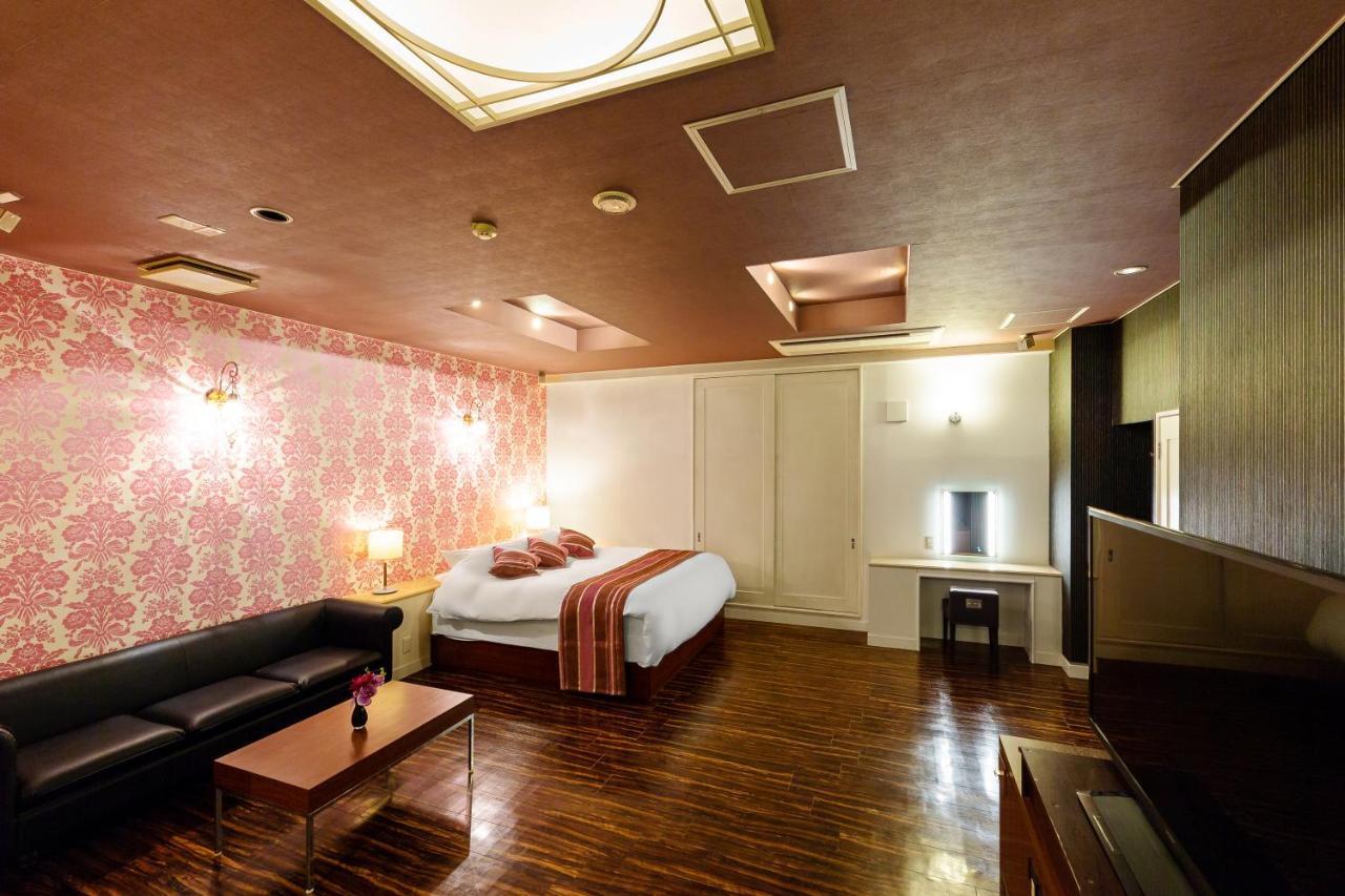Hotel Love Jewel Kitakjúšú Exteriér fotografie