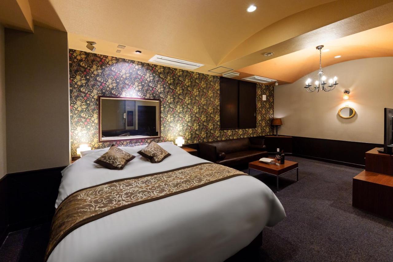 Hotel Love Jewel Kitakjúšú Exteriér fotografie